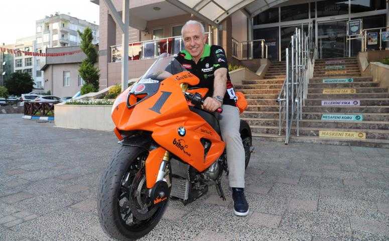 AKDENİZ'DE MOTO DRAG HEYECANI