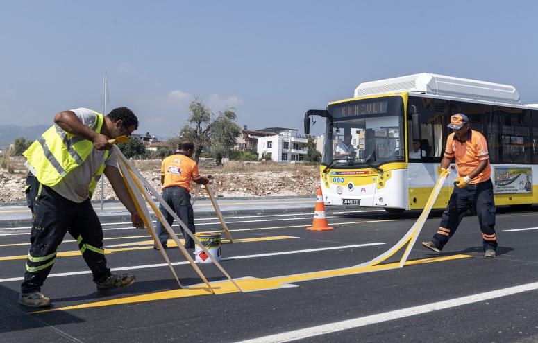4. ÇEVRE YOLU SİNYALİZASYON ÇALIŞMALARI İLE GÜVENLİ HALE GETİRİLİYOR.