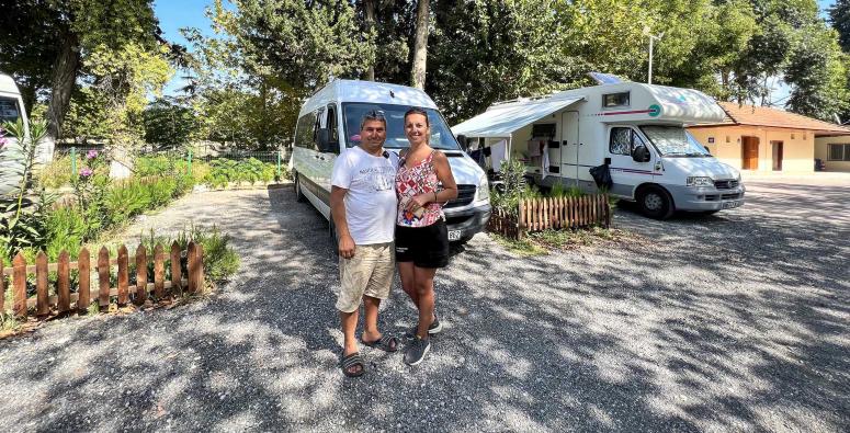 TARSUS KARAVANPARK, YERLİ VE YABANCI TURİSTLERİN İLGİ ODAĞI OLDU