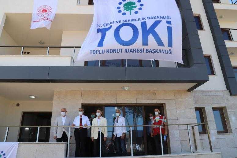 BAŞKAN GÜLTAK, BÜTÜN MERSİNLİLERE DEĞİŞİME DESTEK VERMELERİ ÇAĞRISI YAPTI: “KENTSEL DÖNÜŞÜME TÜM ŞEHRİMİZİN İHTİYACI VAR”