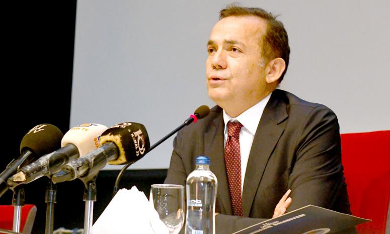 BAŞKAN ÖZYİĞİT, YURT VE EĞİTİM DESTEĞİYLE ÖĞRENCİLERİMİZİN YANINDAYIZ