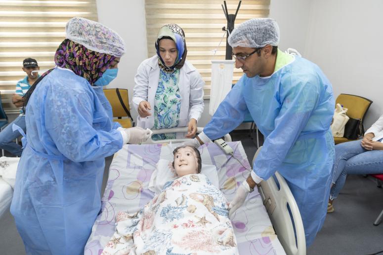 MERCEK’TEN ‘HASTA VE YAŞLI ÖZBAKIMINA DESTEK’ KURSU