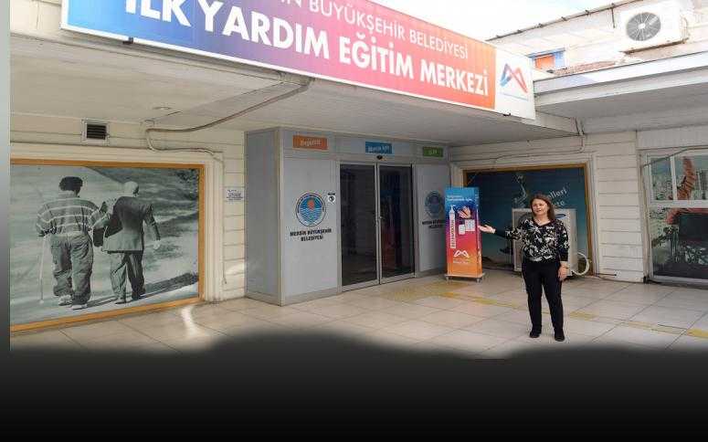 BÜYÜKŞEHİR PERSONELİ DOĞRU İLK YARDIMI ÖĞRENİYOR