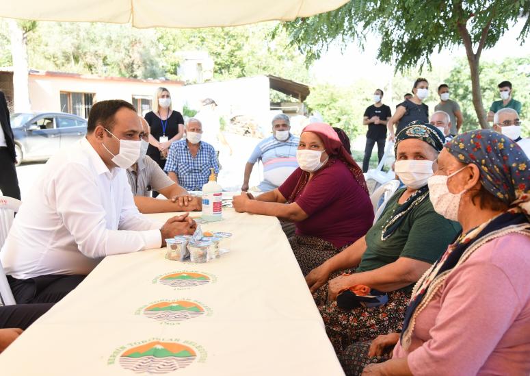 BAŞKAN YILMAZ, AŞURE ETKİNLİĞİNDE HEMŞEHRİLERİYLE BİR ARAYA GELDİ