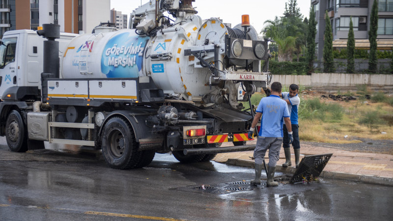 MESKİ Ekipleri, Sorun Yaşanan Bölgelere Hızlıca Müdahale Etti