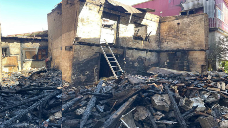 Mersin Haber/ Çamlıyayla'da Çıkan Yangında 6 Ev Zarar Gördü 