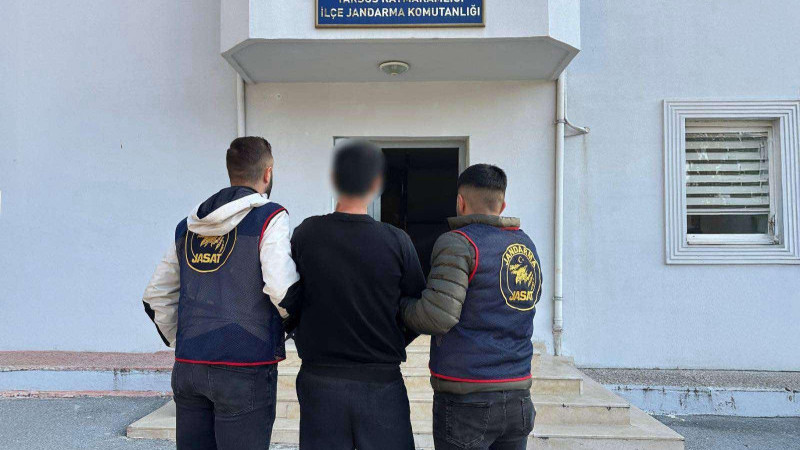 Tarsus'ta cinayet şüphelisi 1 şahıs yakalandı 