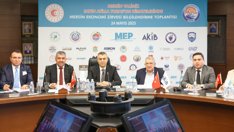 Vali Atilla Toros, Mersin Ekonomi Zirvesi Bilgilendirme Toplantısına Katıldı