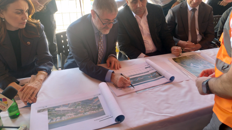 Nebati, Tarsus’ta Konuştu: YHT Projesi 2026 Sonunda Hizmete Girecek