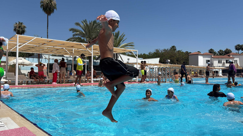 Tarsus Life Park'ta Haydi Çocuklar Havuza projesi başladı