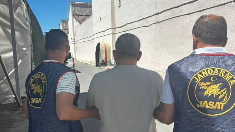 Mersin’de 41 Yıl Cezası Olan Şahıs Saklandığı Evde Yakalandı