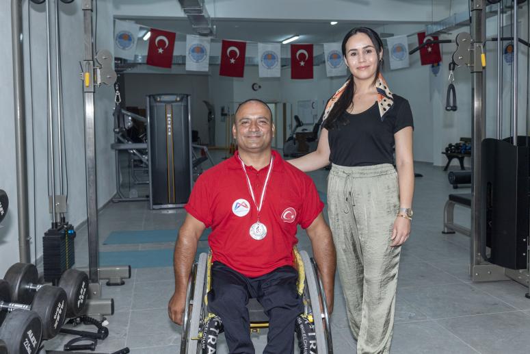 ÖZKAN, MERSİN’E GÜMÜŞ MADALYA İLE DÖNDÜ