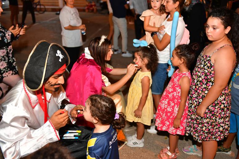 ‘KÖY BİZİM ŞENLİK BİZİM’ ETKİNLİKLERİ SİLİFKE GEZİSİNİ SÜRDÜRÜYOR
