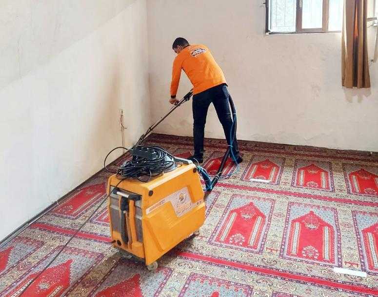 BÜYÜKŞEHİR, CAMİ VE İBADETHANELERDE DEZENFEKTE ÇALIŞMALARINA DEVAM EDİYOR
