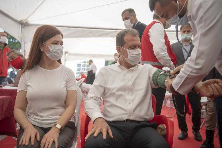 BAŞKAN SEÇER, KAN VE KÖK HÜCRE BAĞIŞ KAMPANYASINI BAŞLATTI