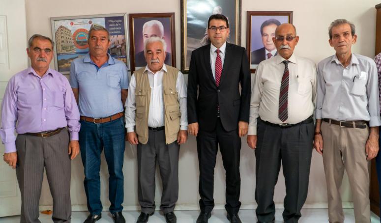 MEHMET YUNUS SEVEN EMEKLİLERİN DERTLERİNİ DİNLEDİ