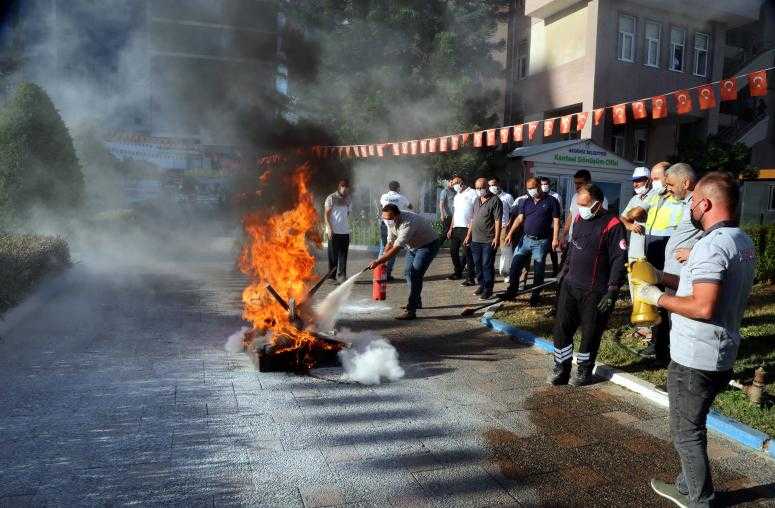 AKDENİZ BELEDİYESİ’NDE YANGIN TATBİKATI