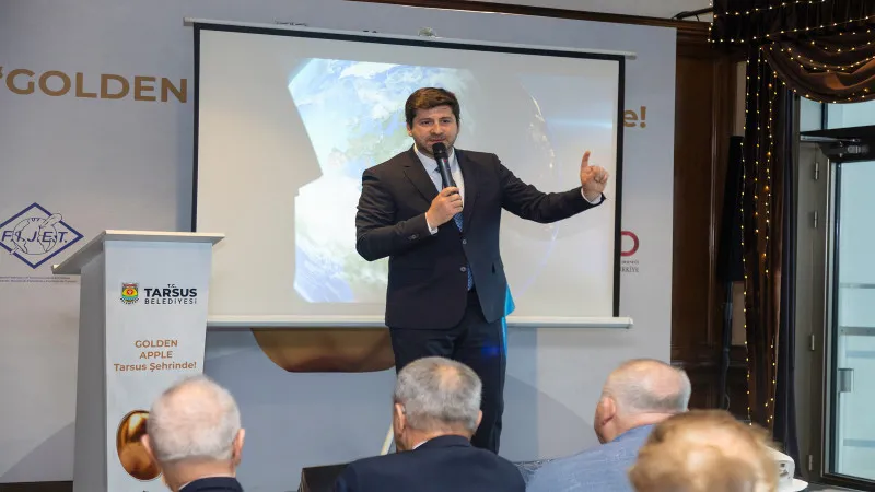 TARSUS, TURİZMDE ALTIN ELMA İLE TAÇLANDI
