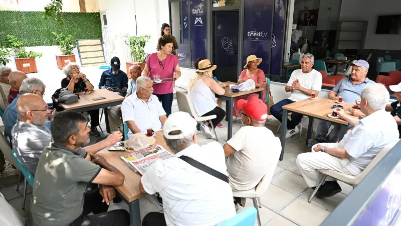Büyükşehir’in Erdemli Emekli Evi’ne Büyük İlgi