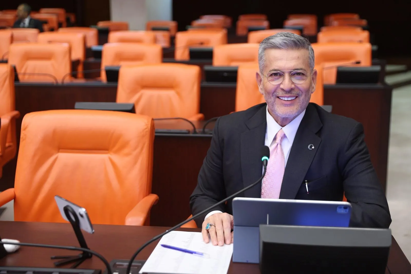 Uysal’dan Meclis’te 1,5 Milyon Çalışanı İlgilendiren Staj ve Çıraklık Düzenlemesi Çağrısı