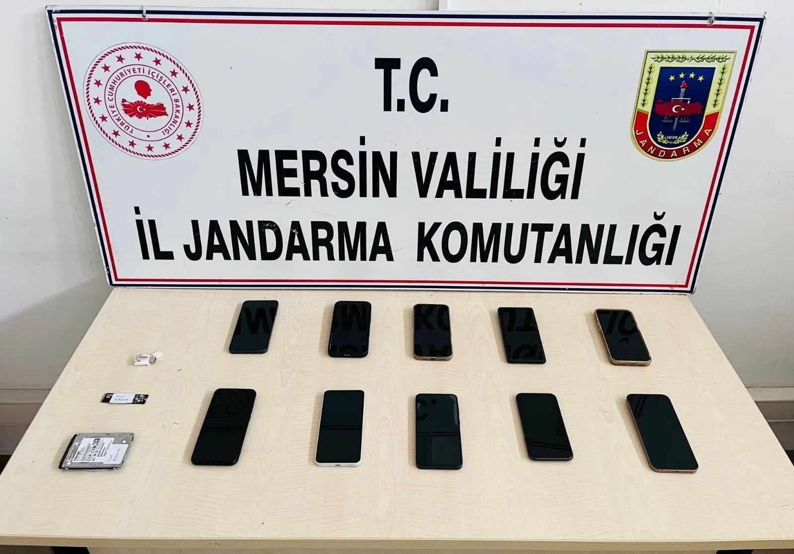 Jandarmadan Sosyal Medya Dolandırıcılarına Operasyon: 2 Tutuklama